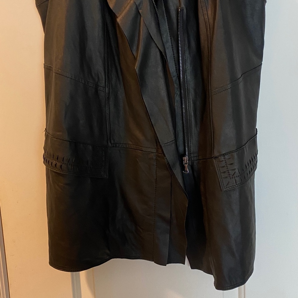 Kobi Halperin 💯Genuine Leather Black Silver Chain Full Zip Ruffled Vest - Picture 6 of 16